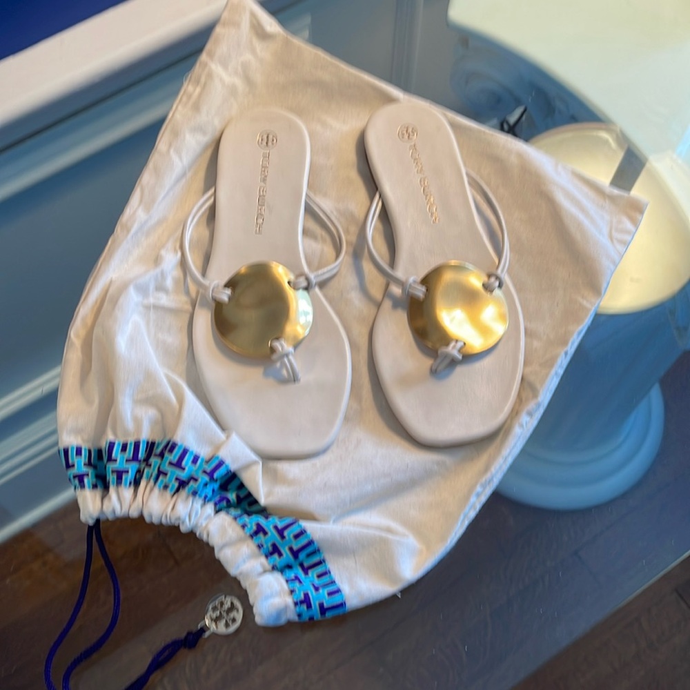 Tory Burch Sandals with Designer’s Shoe Bag